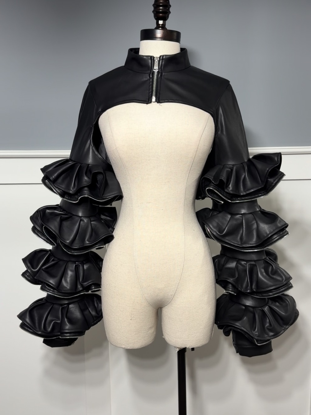 AKIRA Black Faux Leather Ruffle
Sleeve Bolero Jacket